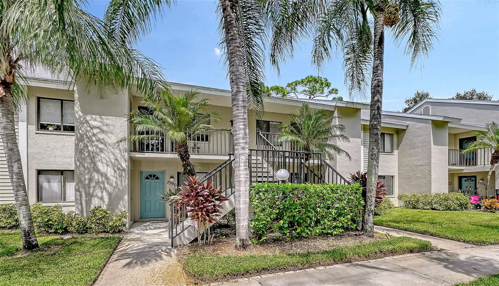 7584 Eagle Creek Drive 7584 — photo