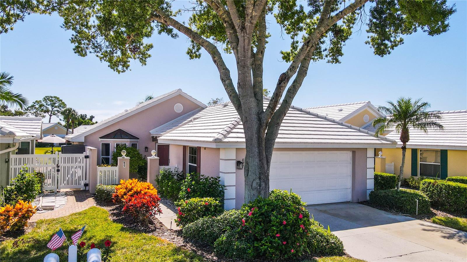 827 Harrington Lake Lane 35 — photo