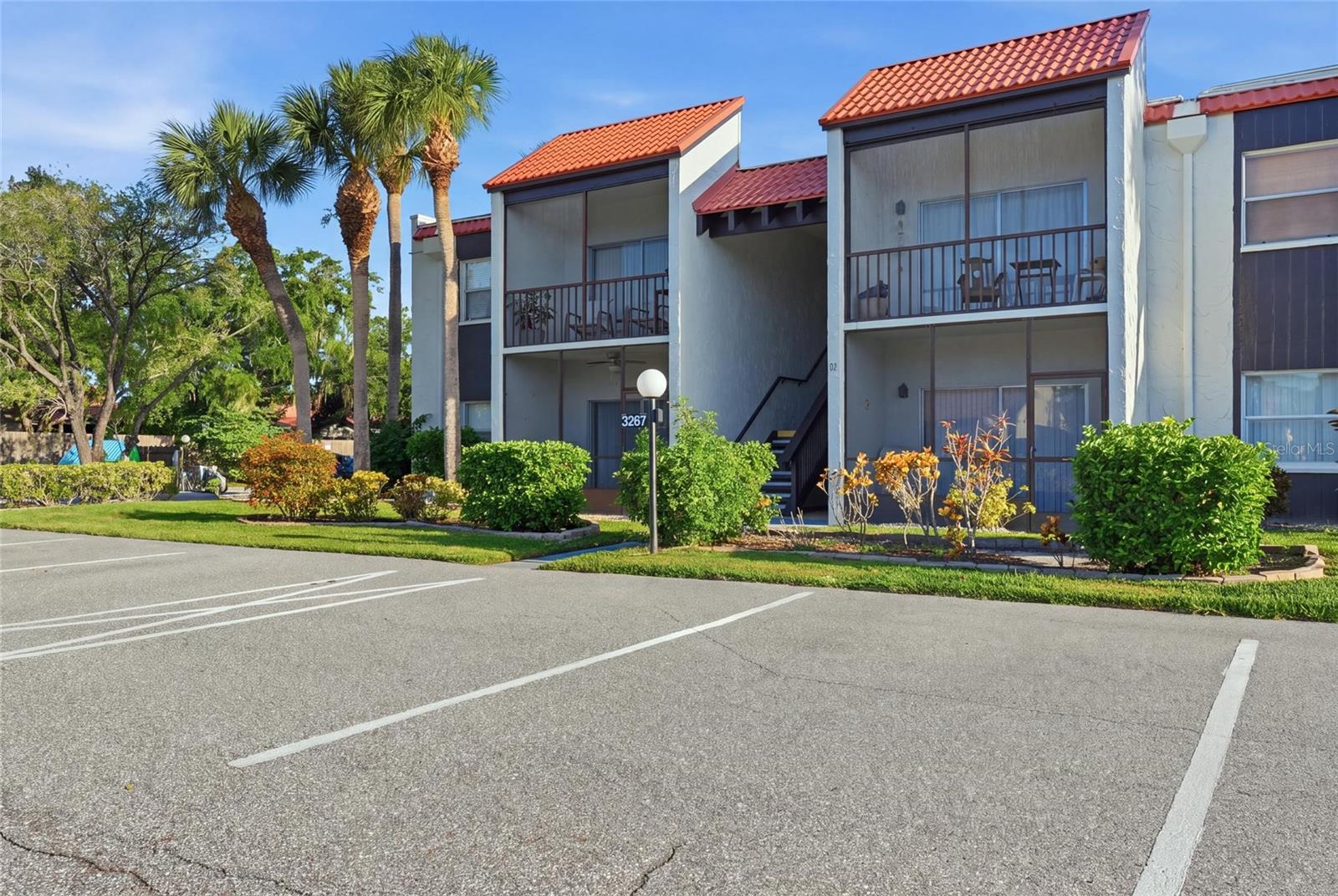 3267 Beneva Road 203 — photo