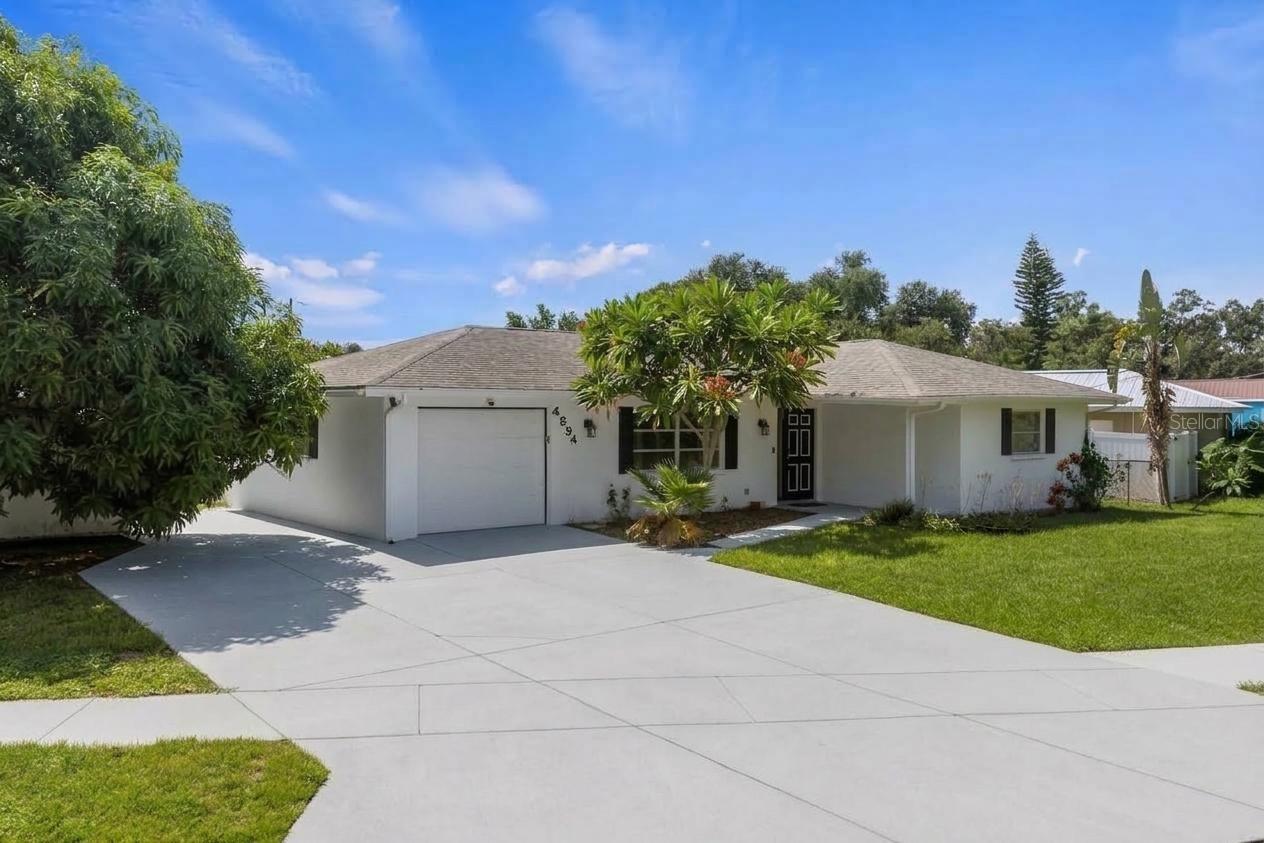 4594 Parnell Drive — photo