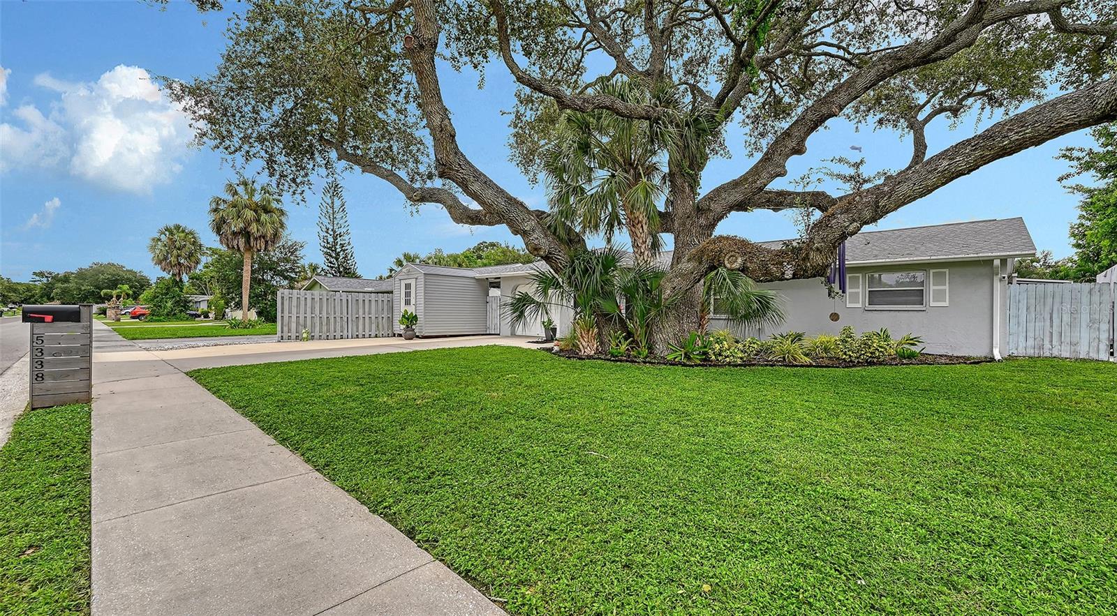 Home in SARASOTA, FL 34232 — photo 3