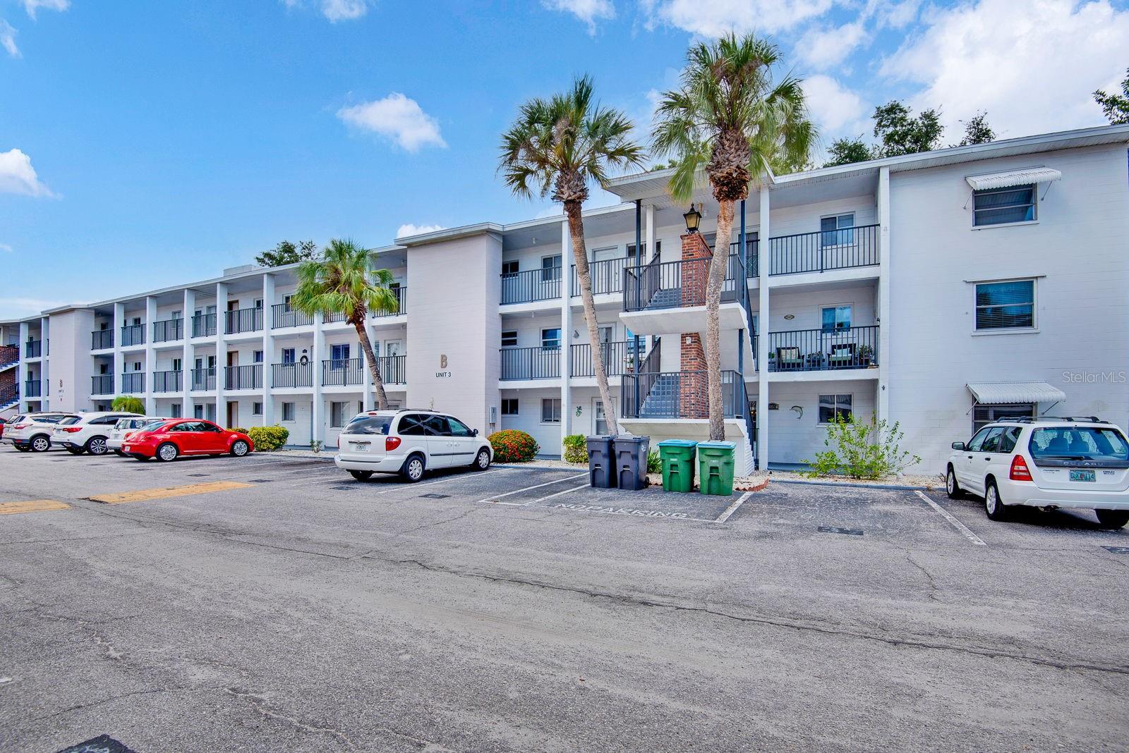 5853 Palm Lane B7 — photo