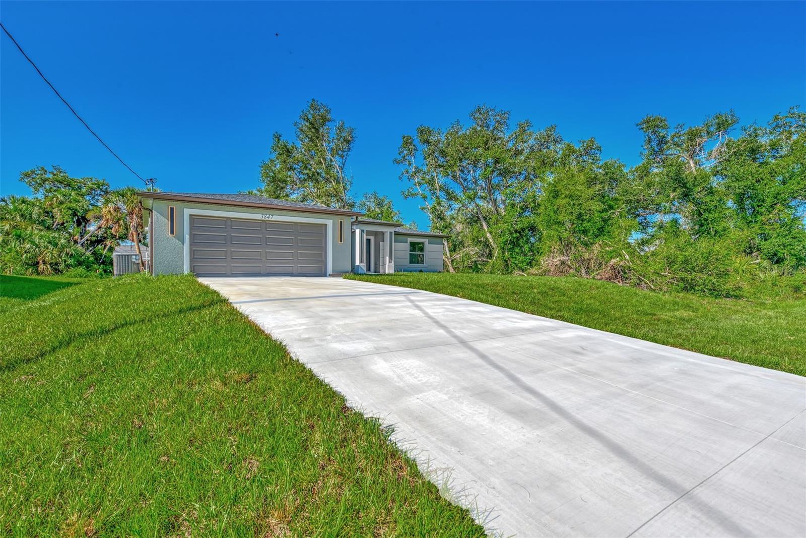 3847 E Price Boulevard — photo