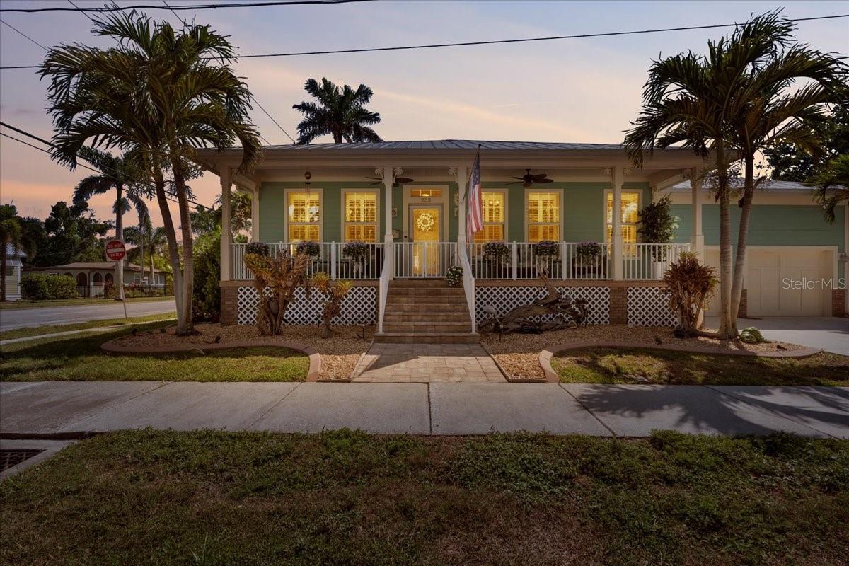 233 Durrance Street — photo