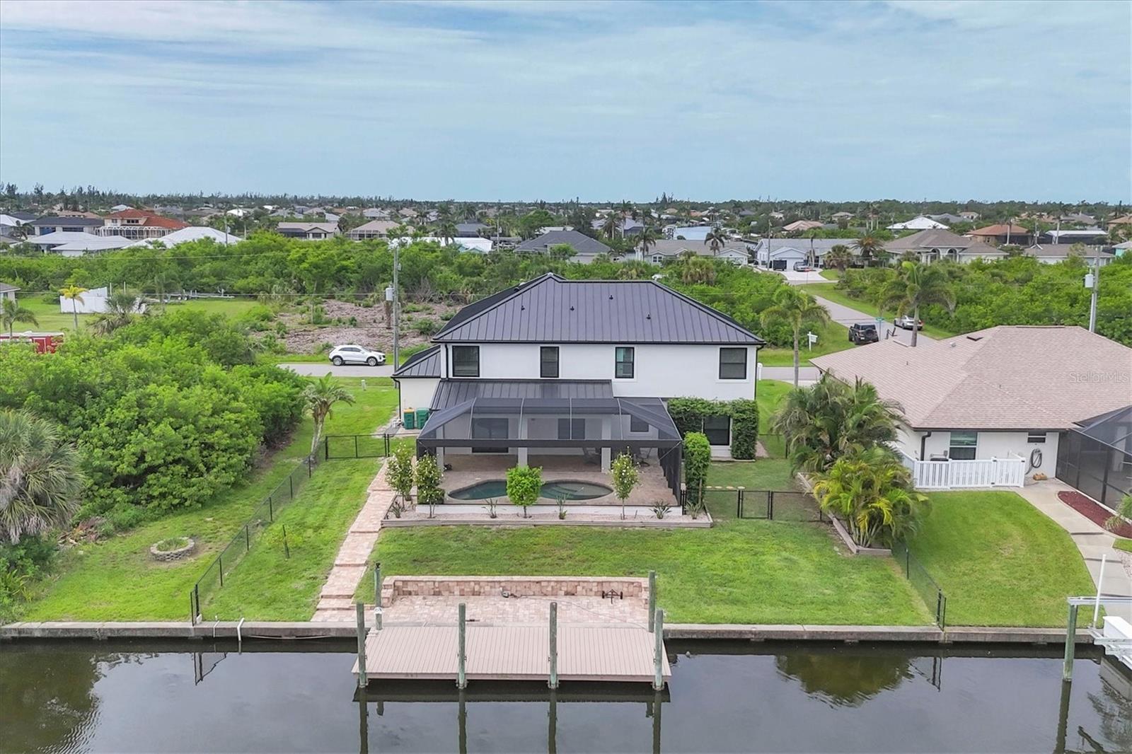 15530 Aqua Circle — photo