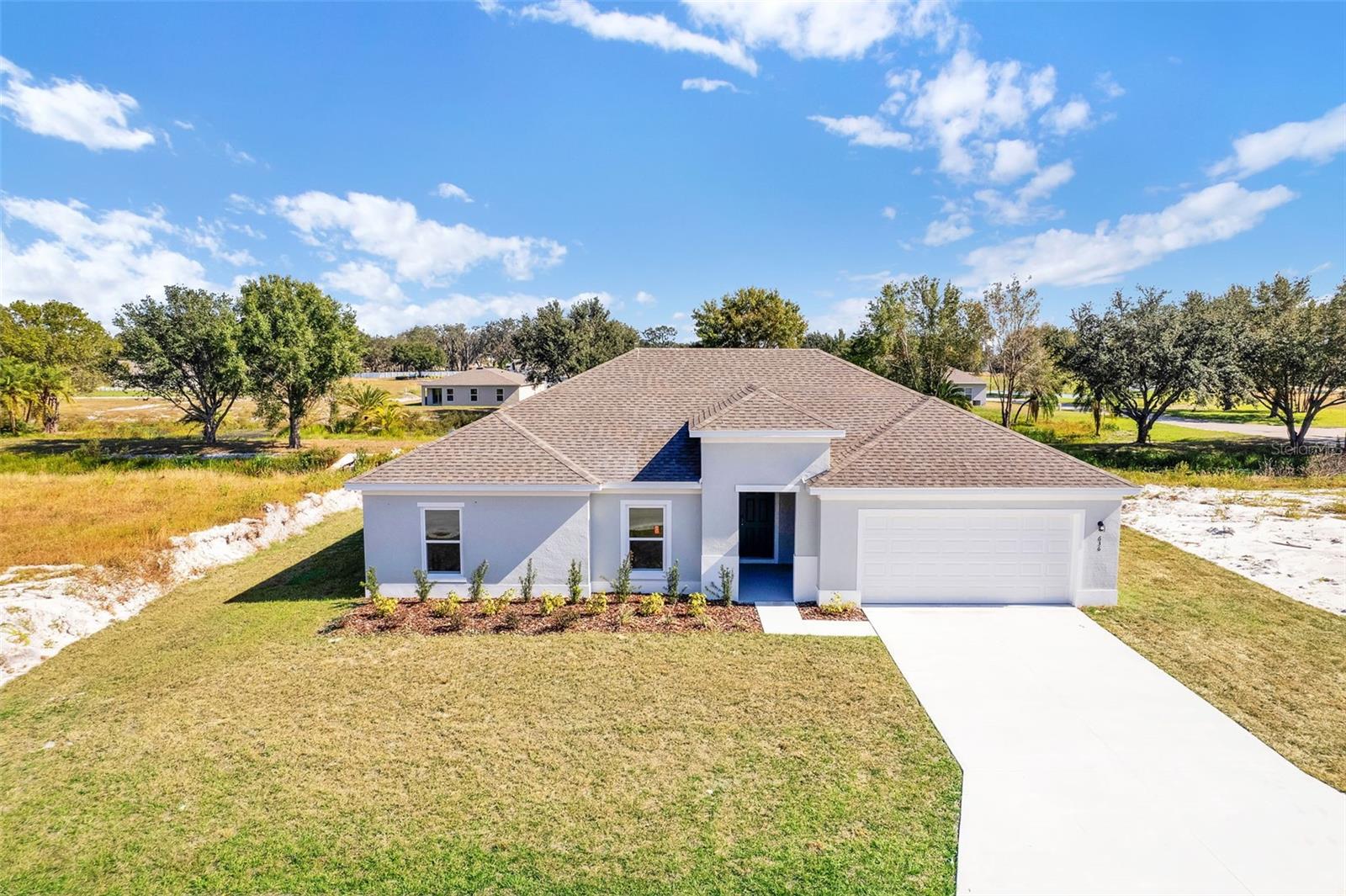 636 Grand Oaks Drive — photo