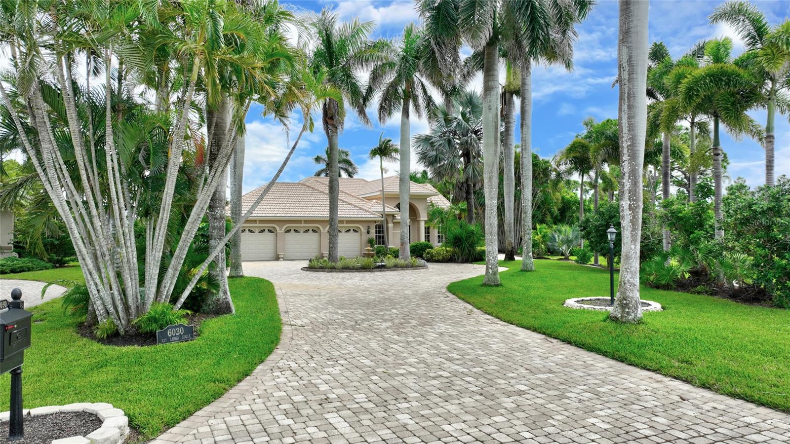 6030 Key Largo Circle — photo