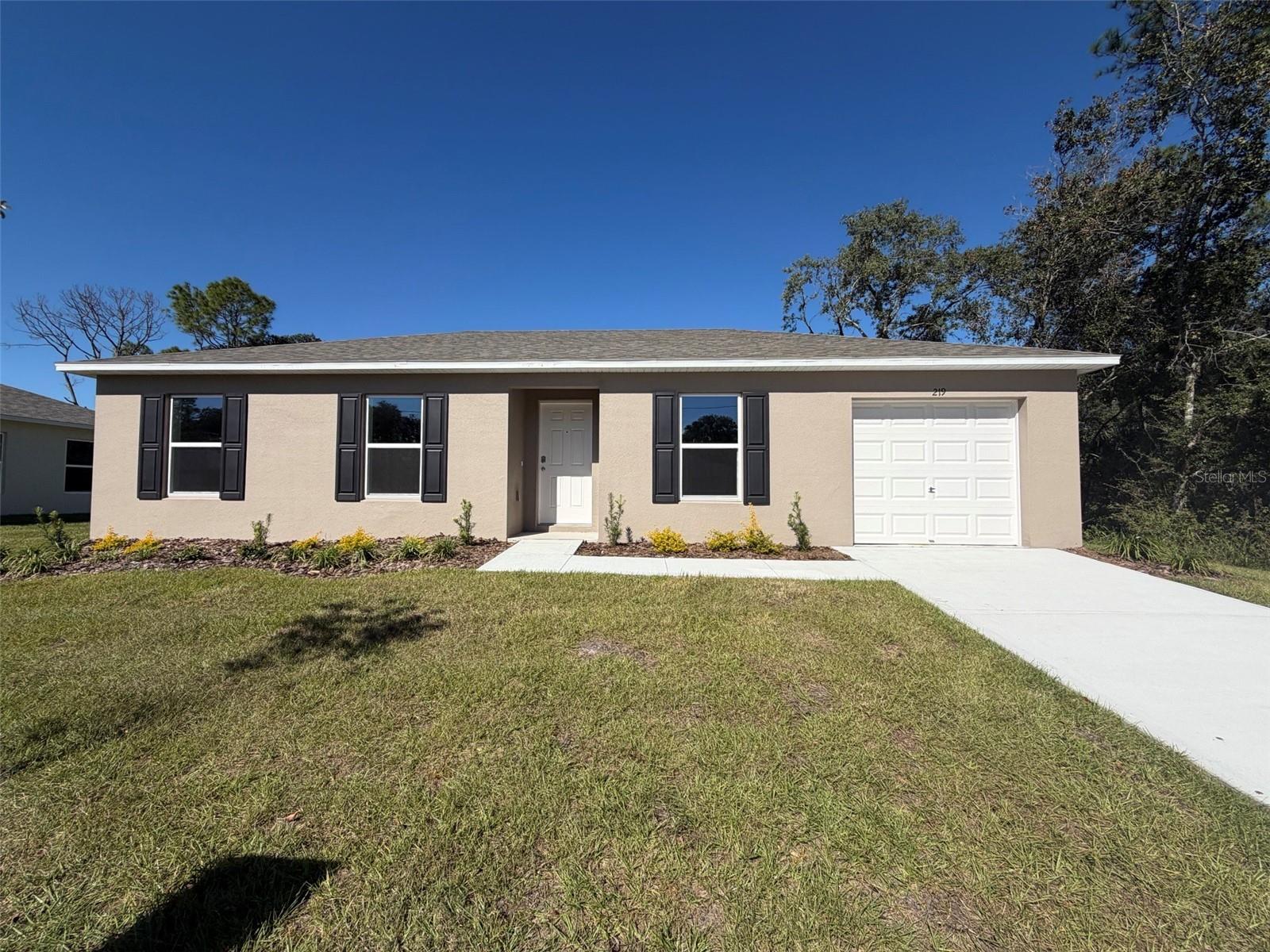 219 Spoonbill Lane — photo