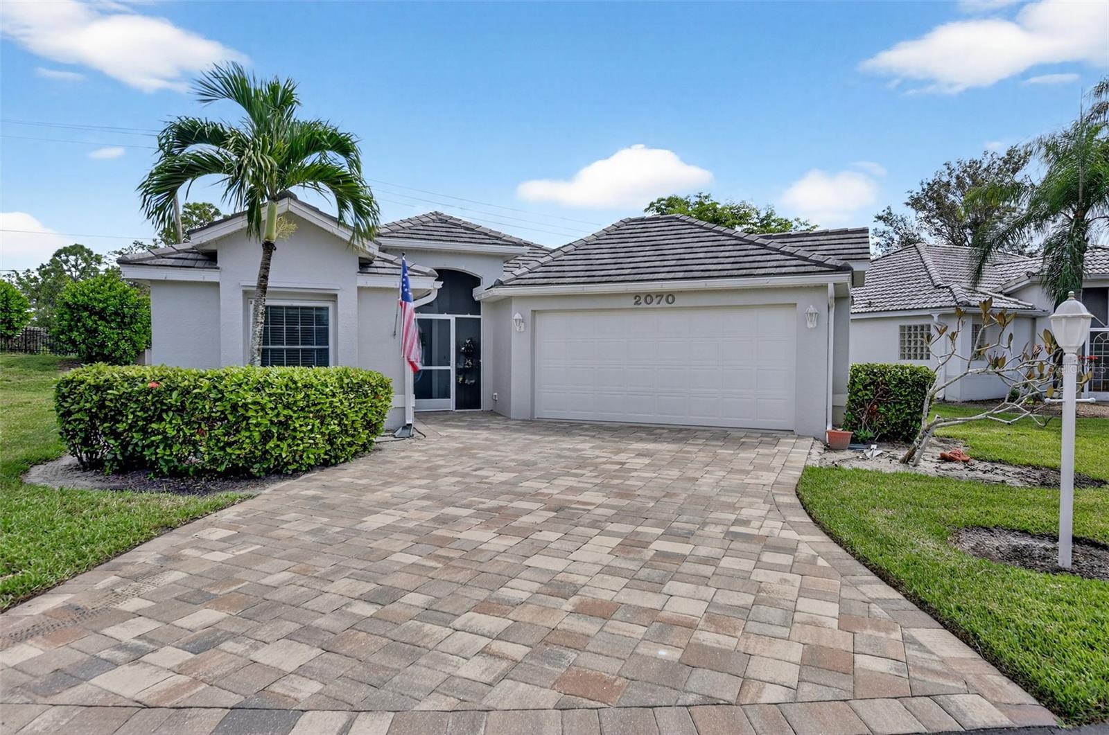 2070 King Tarpon Drive — photo