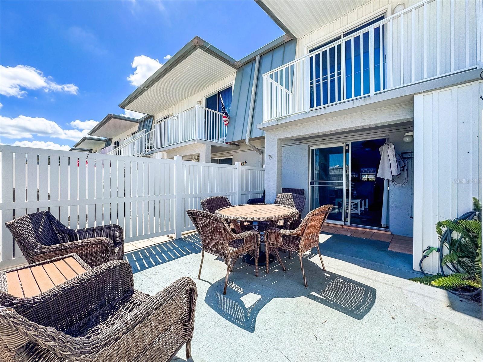 6777 Winkler Road 150 — photo