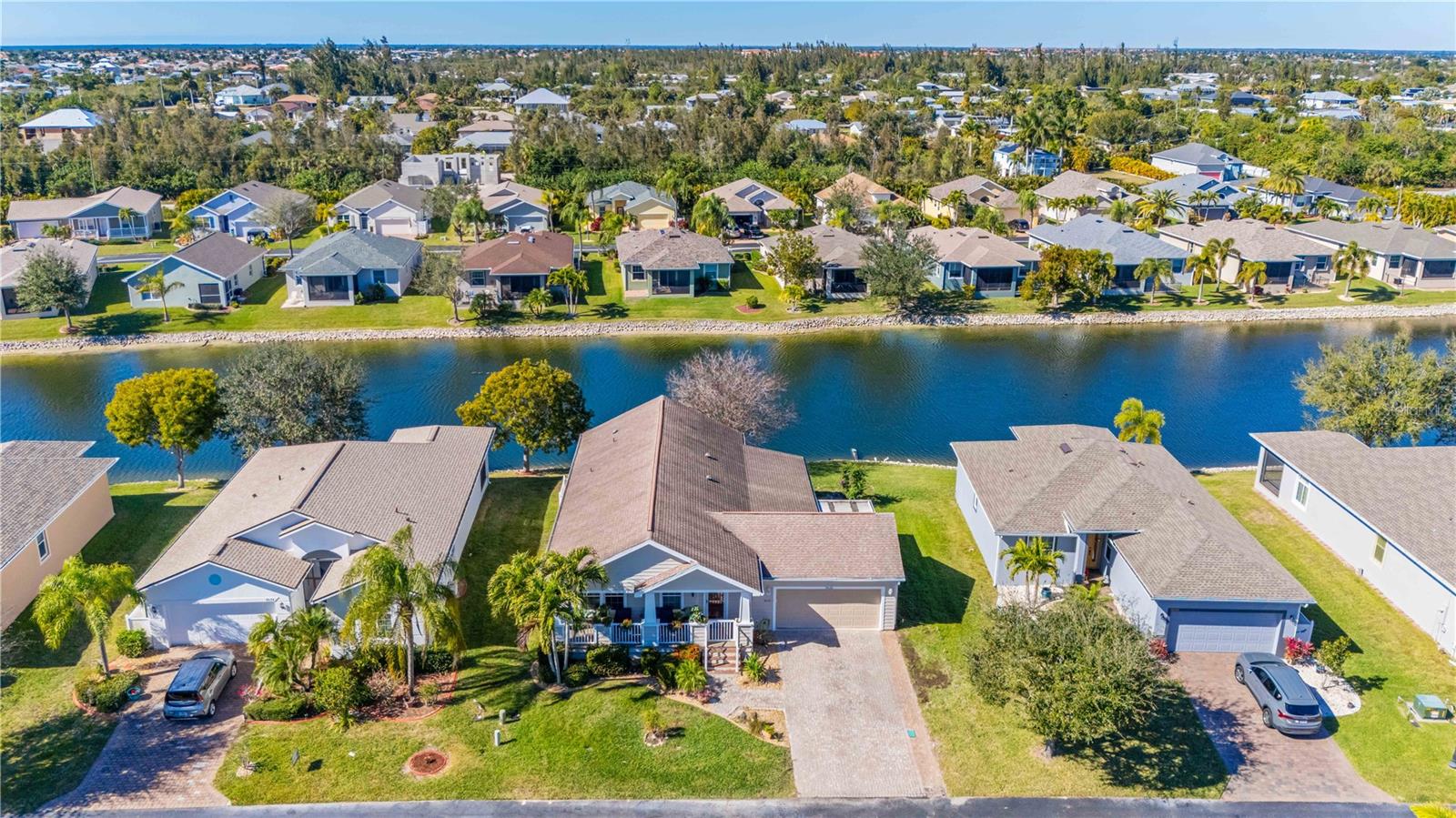 8632 Lake Front Court — photo