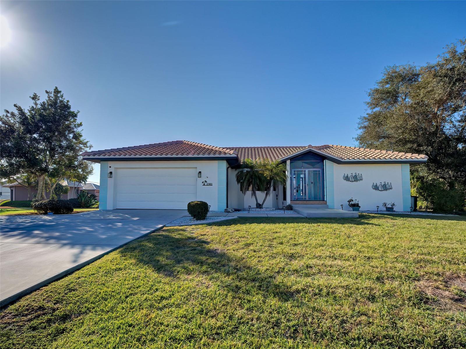 2301 Via Veneto Drive — photo
