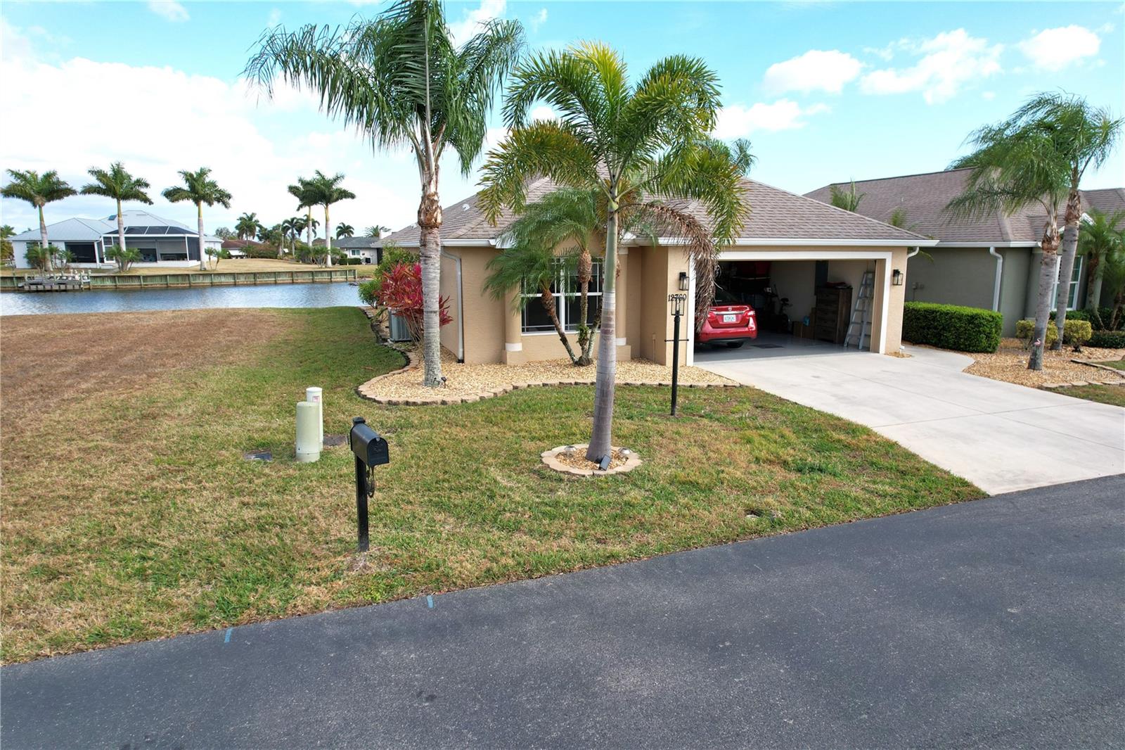 12760 SW Lake Side Drive — photo