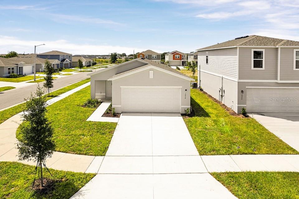 1050 Ambleside Drive — photo
