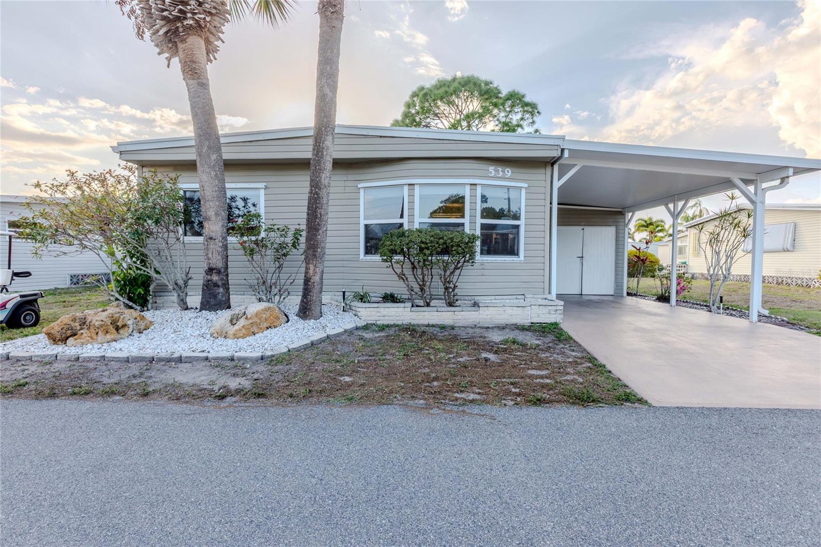 2100 Kings Highway 539 — photo