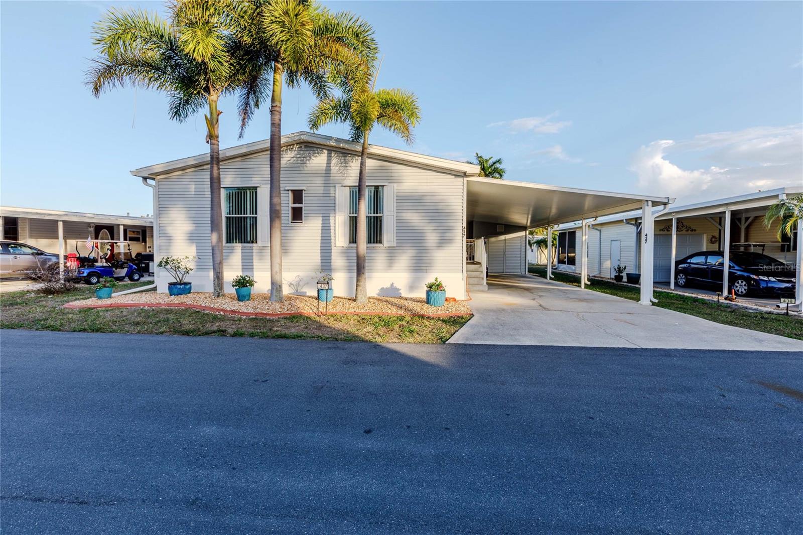 2100 Kings Highway 437 — photo