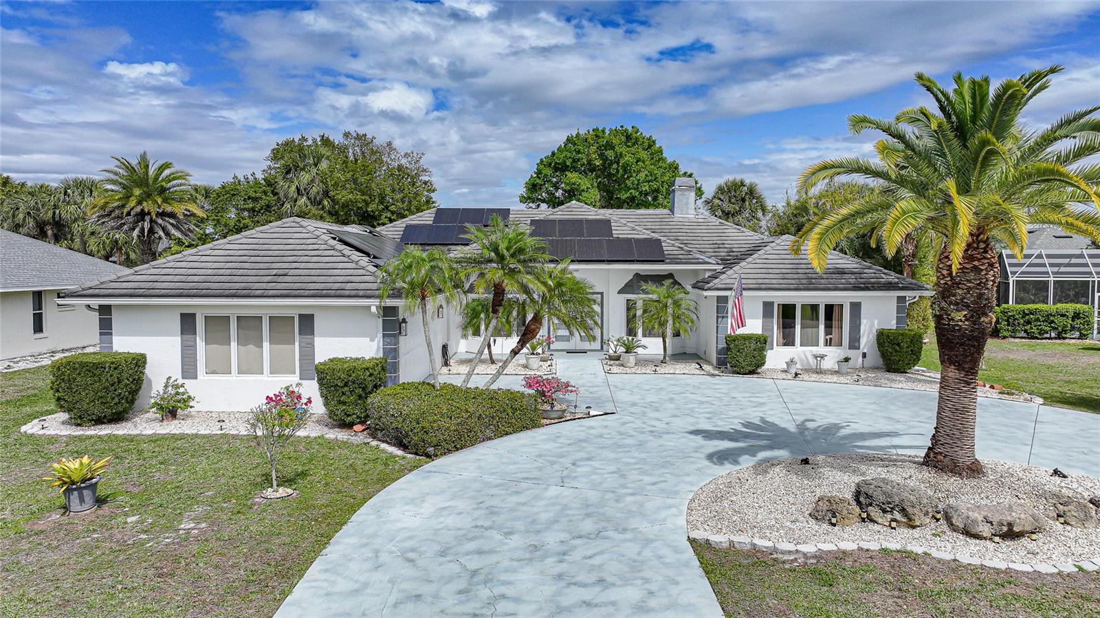194 Maracal Way — photo