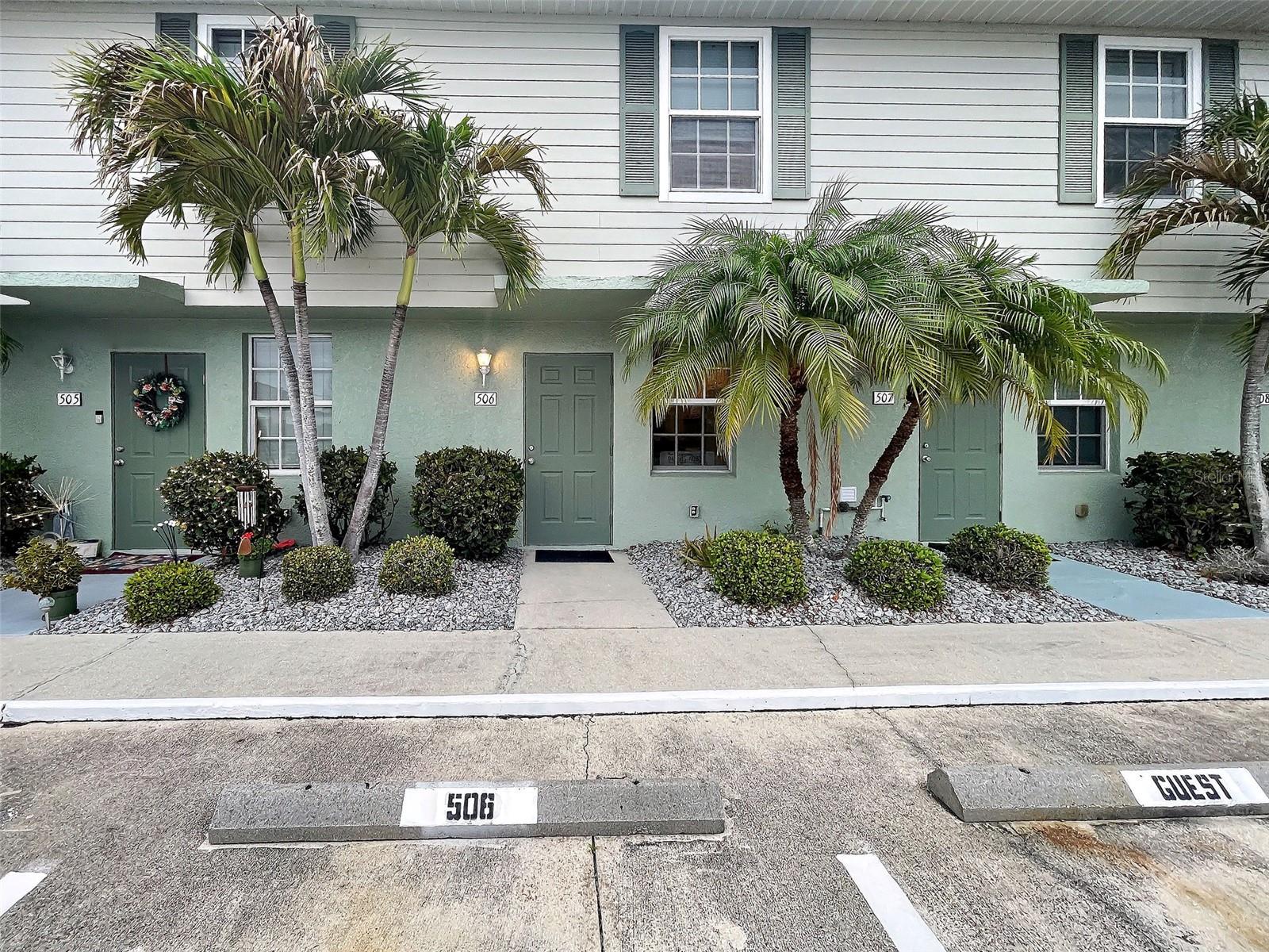 26396 Nadir Road 506 — photo