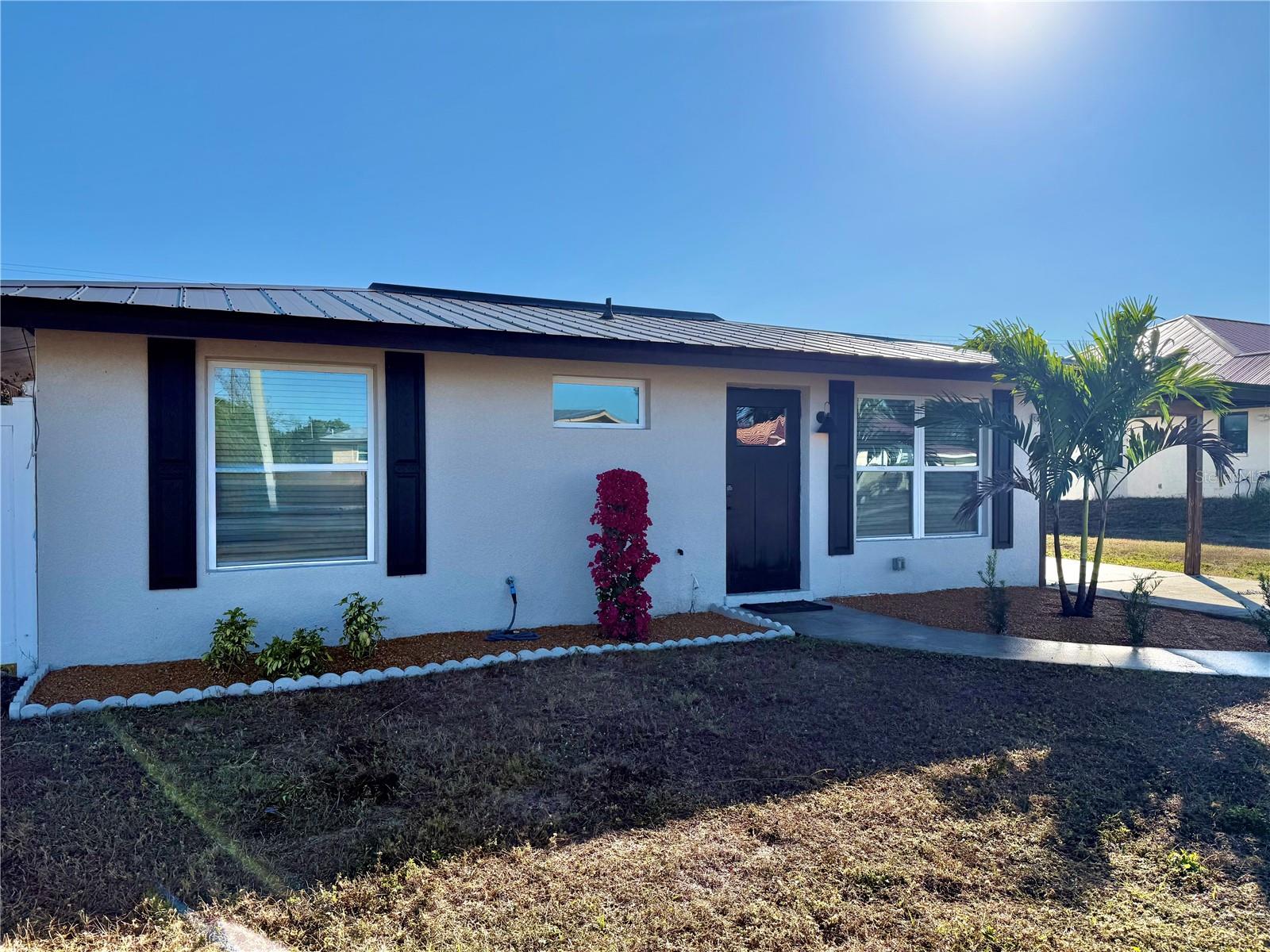 3324 Port Charlotte Boulevard — photo