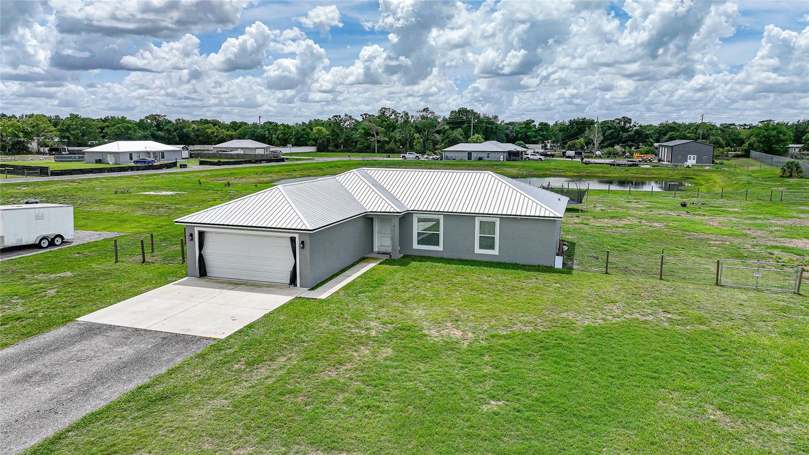 1601 SE Sheila Drive — photo