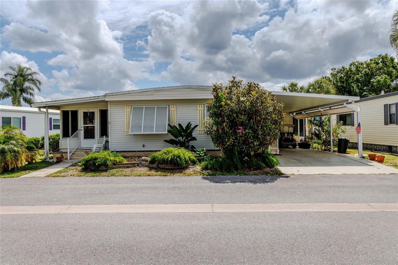 2100 Kings Highway 969 — photo