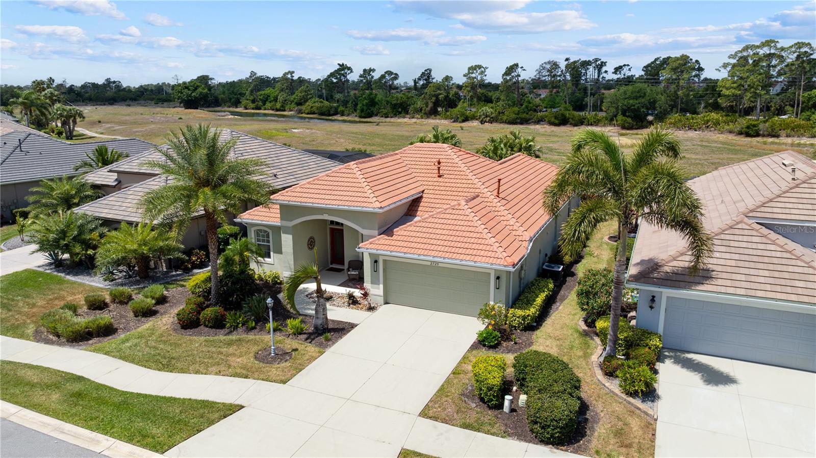 2725 Royal Palm Drive — photo