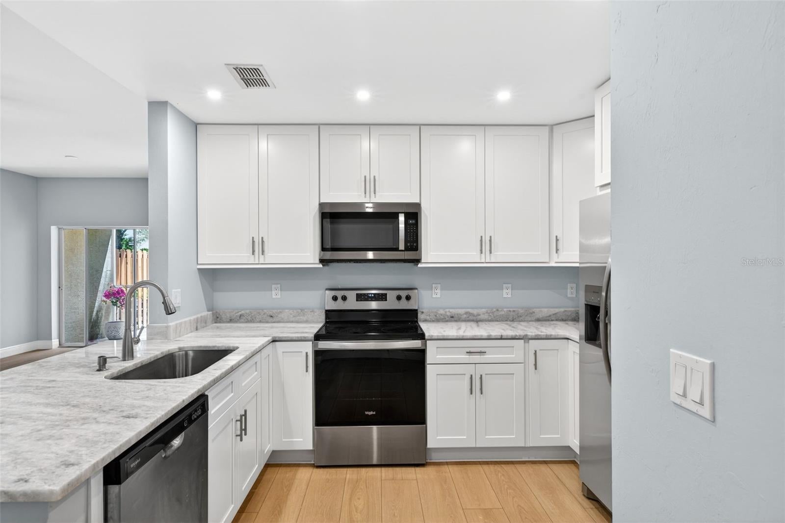 4109 Bellasol Circle 1113 — photo