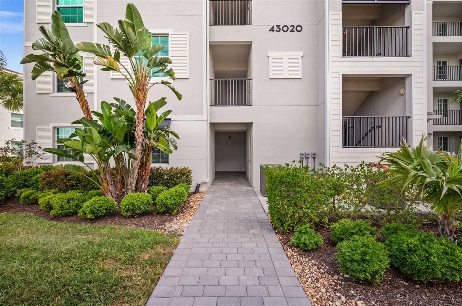 43020 Greenway Boulevard 312 — photo