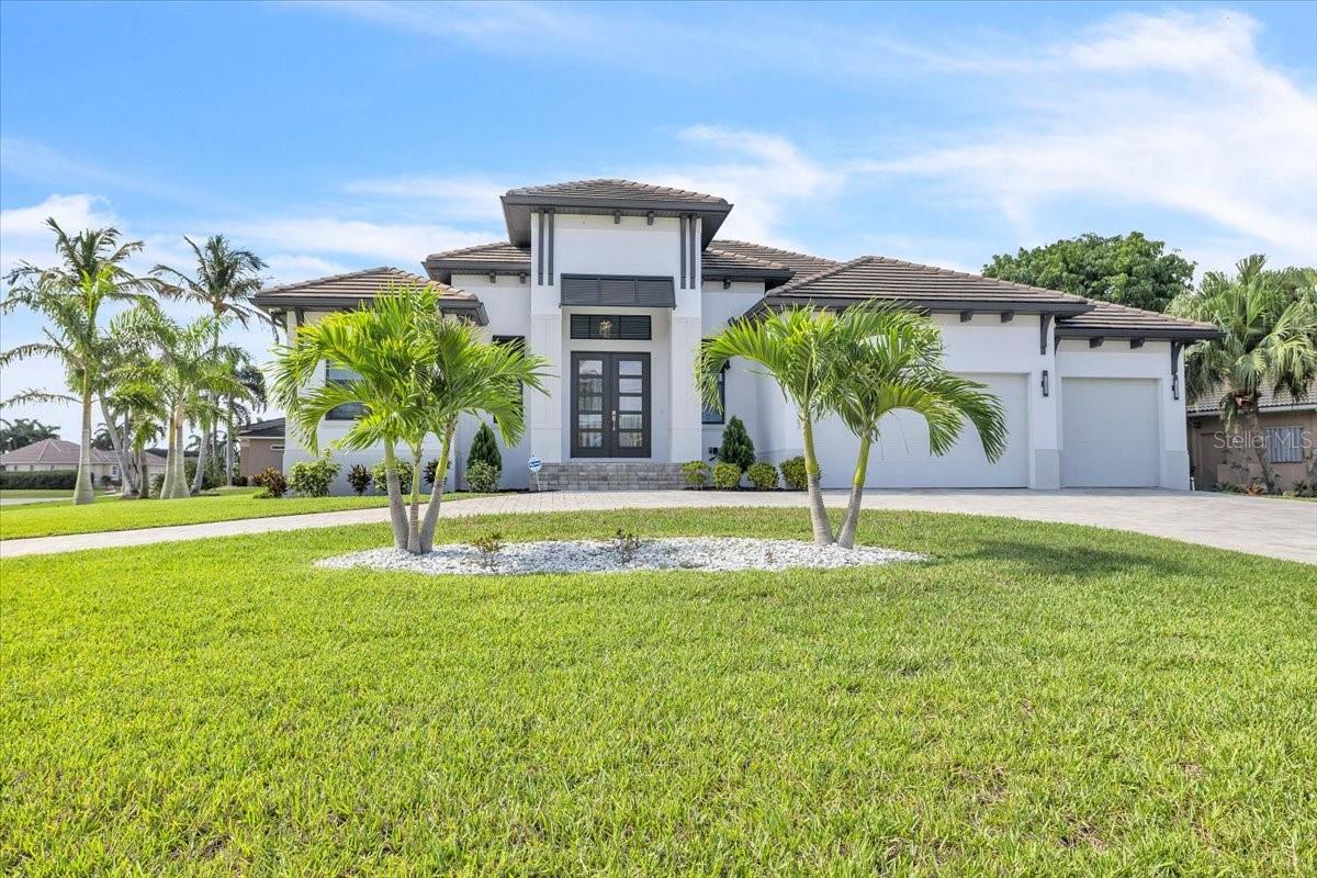 1323 Penguin Court — photo