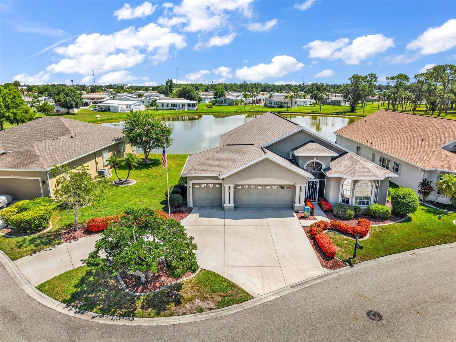 24308 Buckingham Way — photo