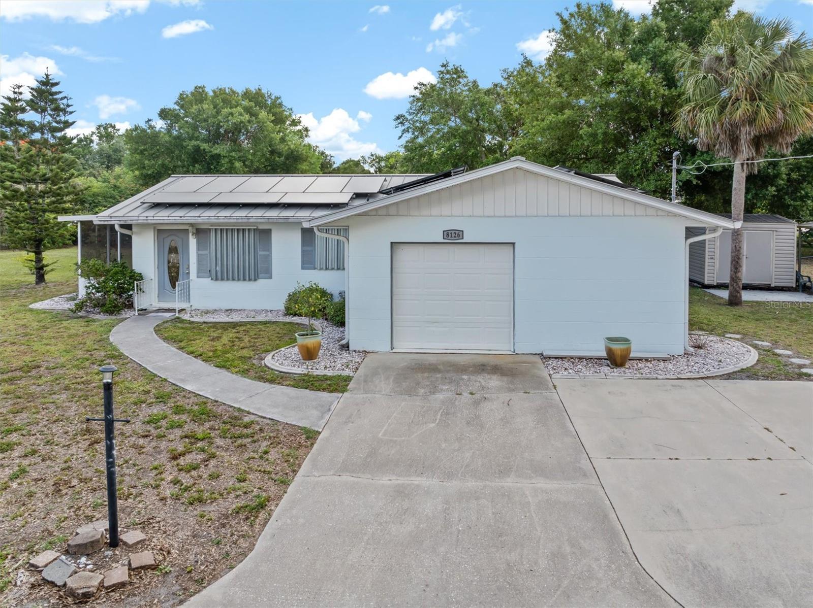 8126 Riverside Drive — photo
