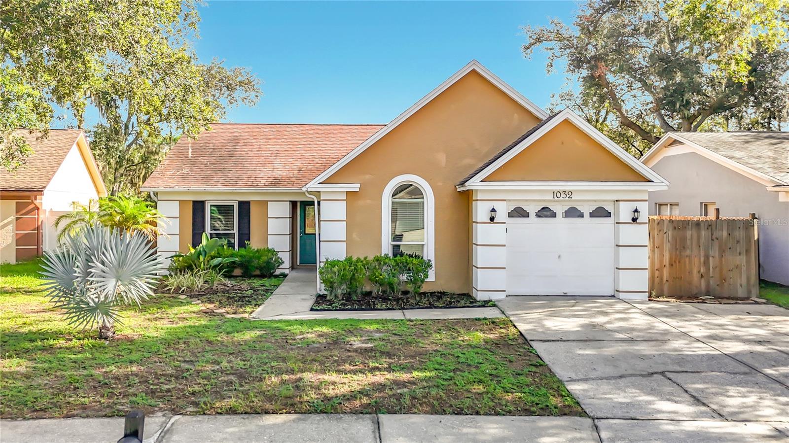 1032 Hardwood Drive — photo