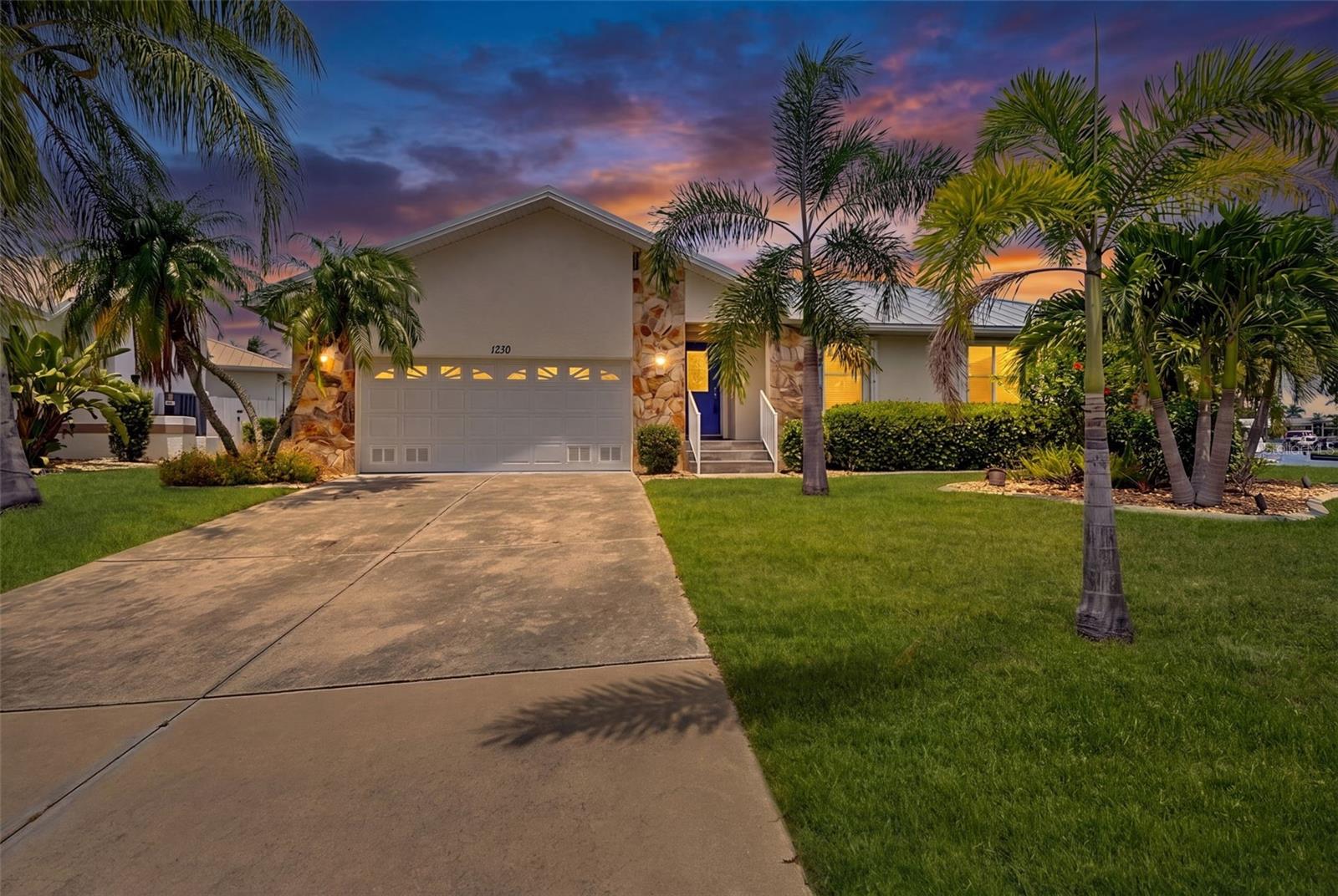 1230 Swan Court — photo
