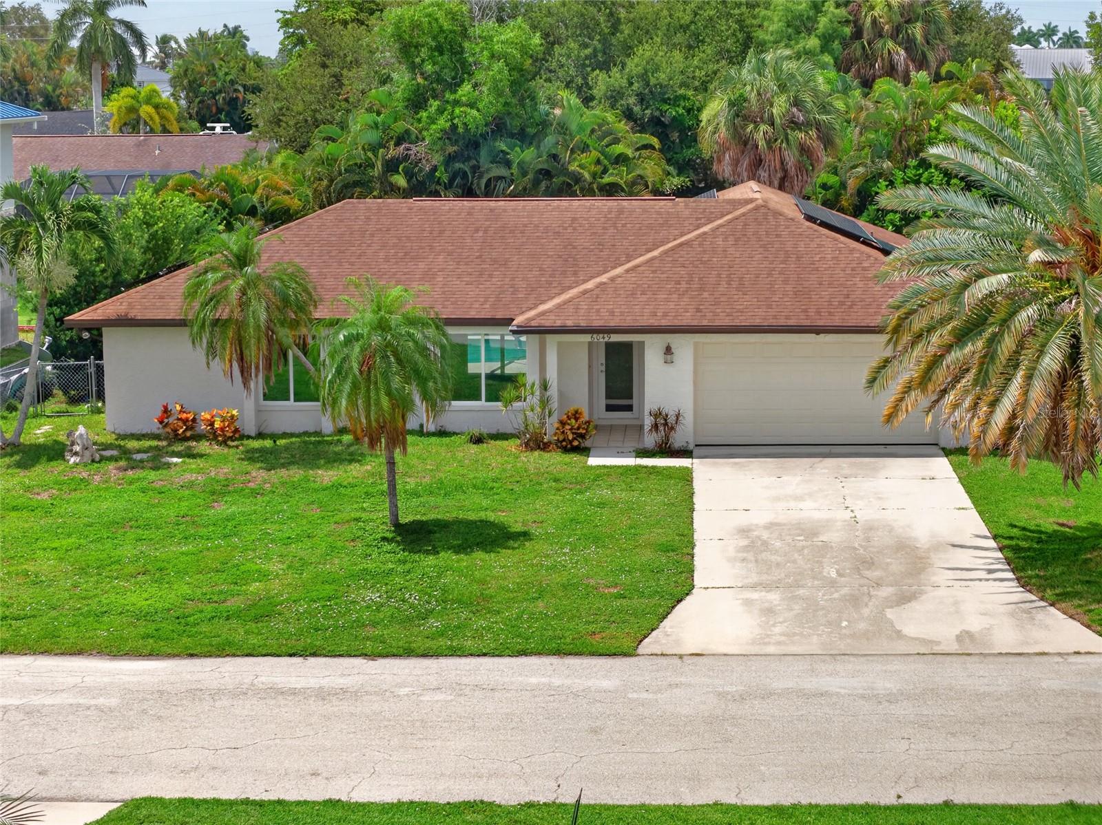 6049 Perthshire Lane — photo