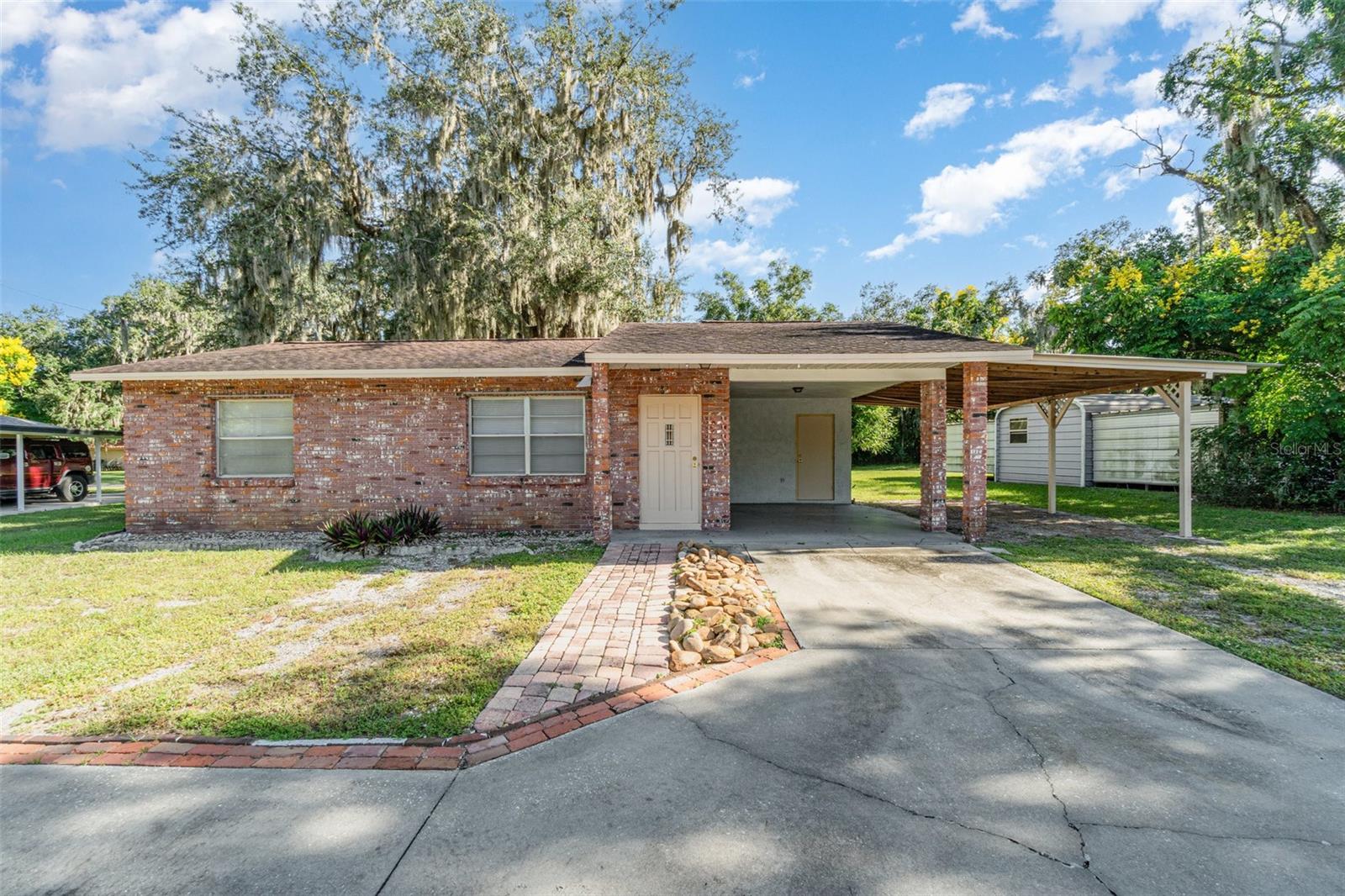 918 W Magnolia Street — photo