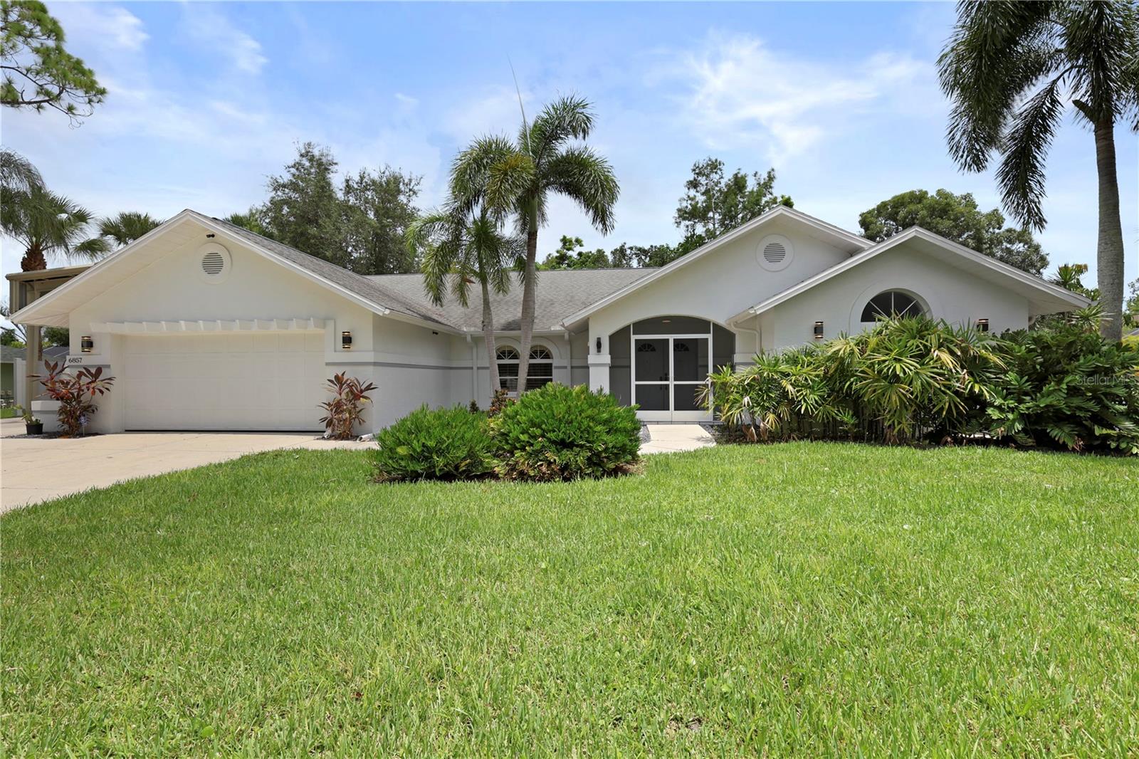 6857 Idlewild Street — photo