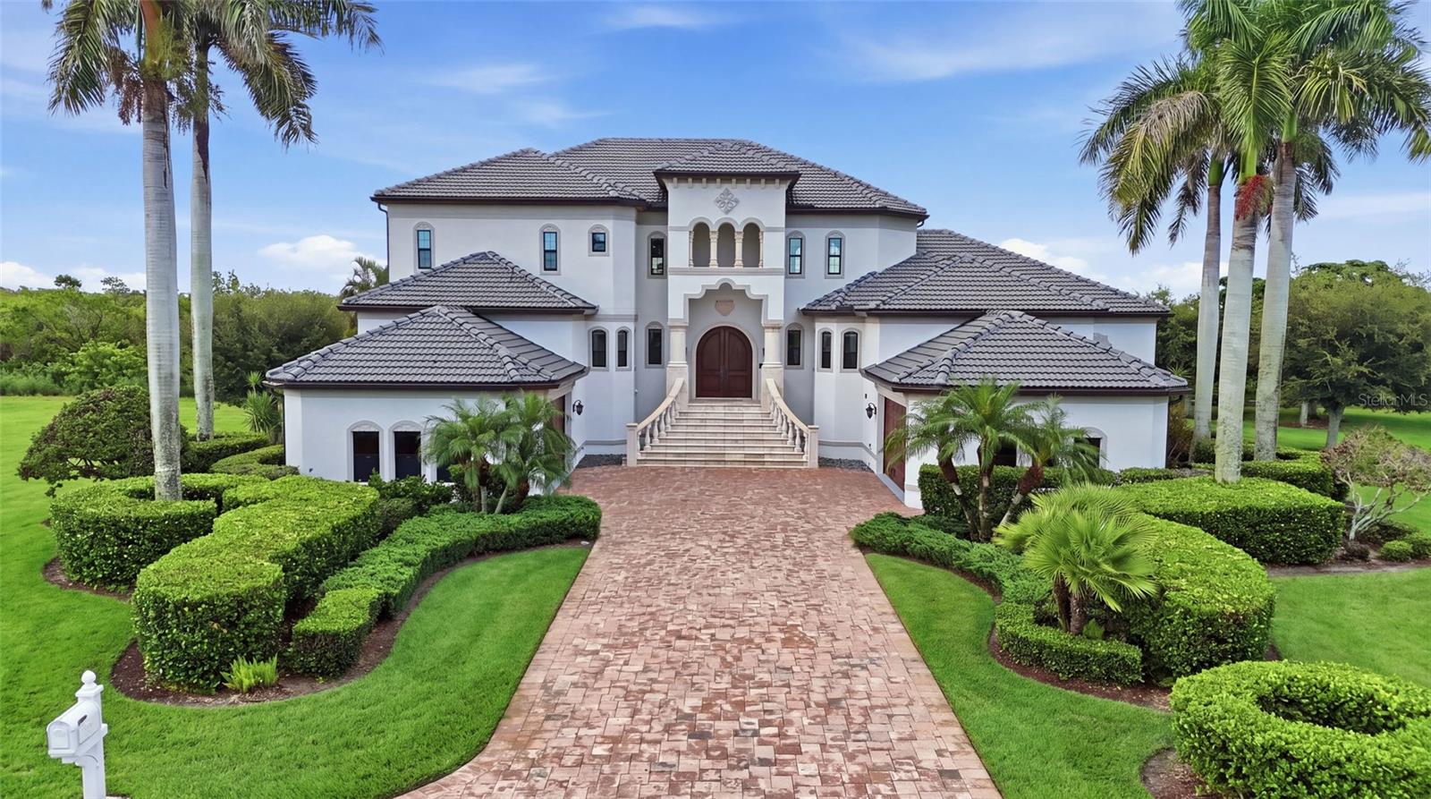 4790 Harbor Point Court — photo