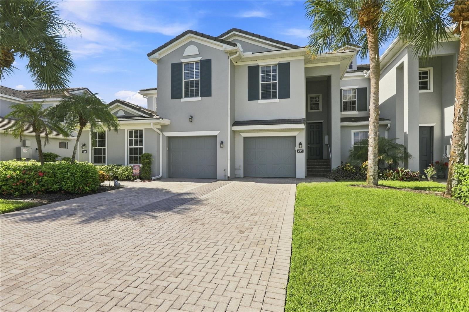 16560 Goldenrod Lane 201 — photo