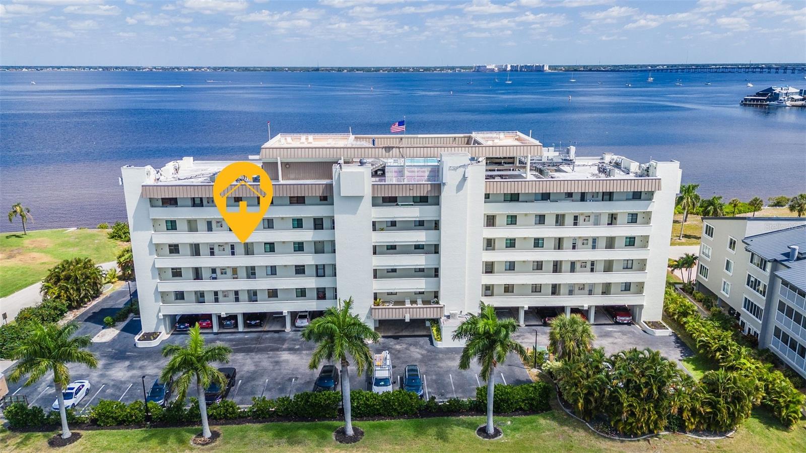 1500 Park Beach Circle 3B — photo