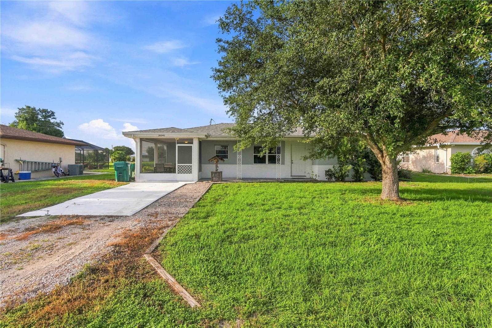30040 Oak Road — photo
