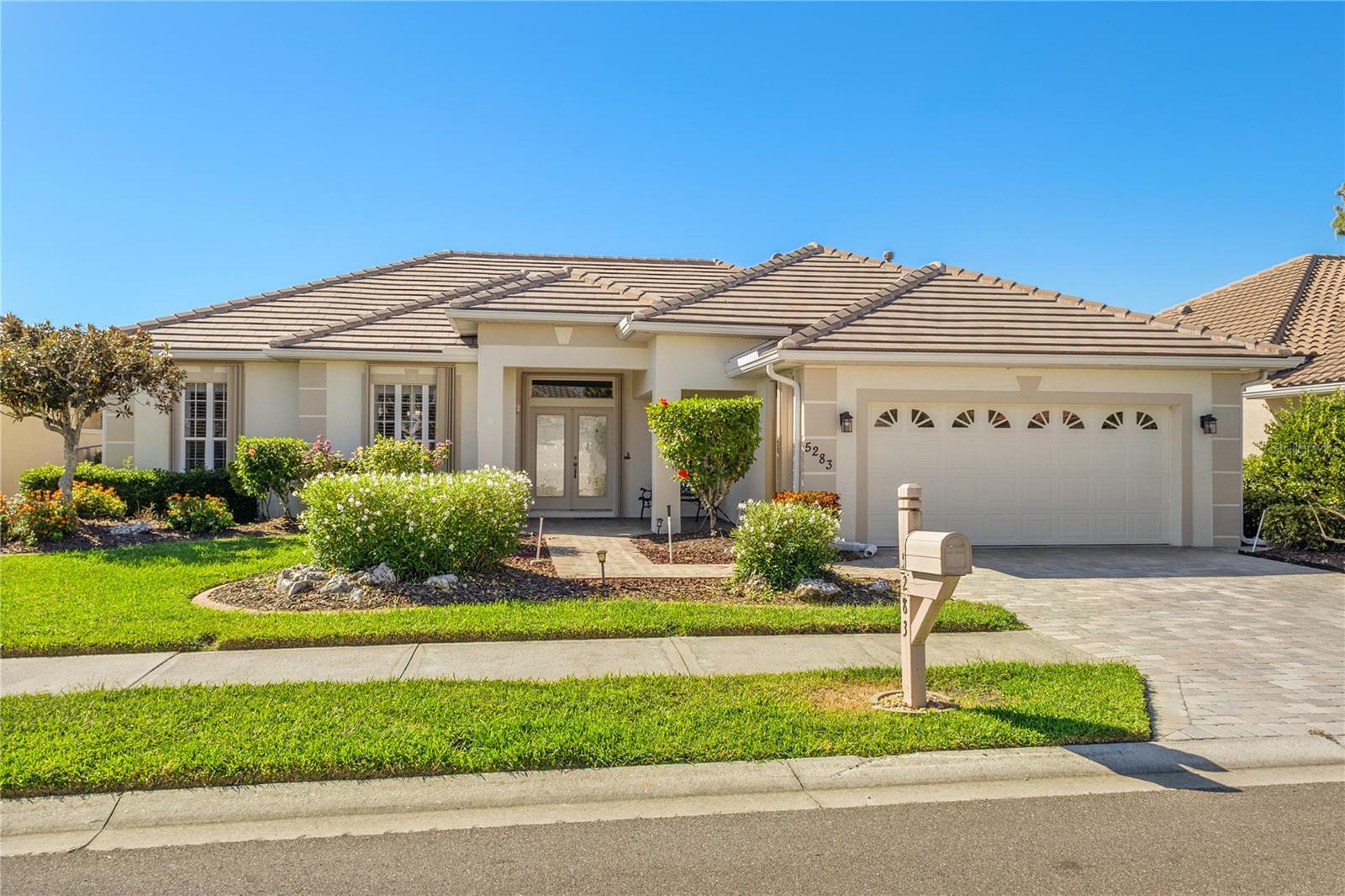 5283 Pine Shadow Lane — photo