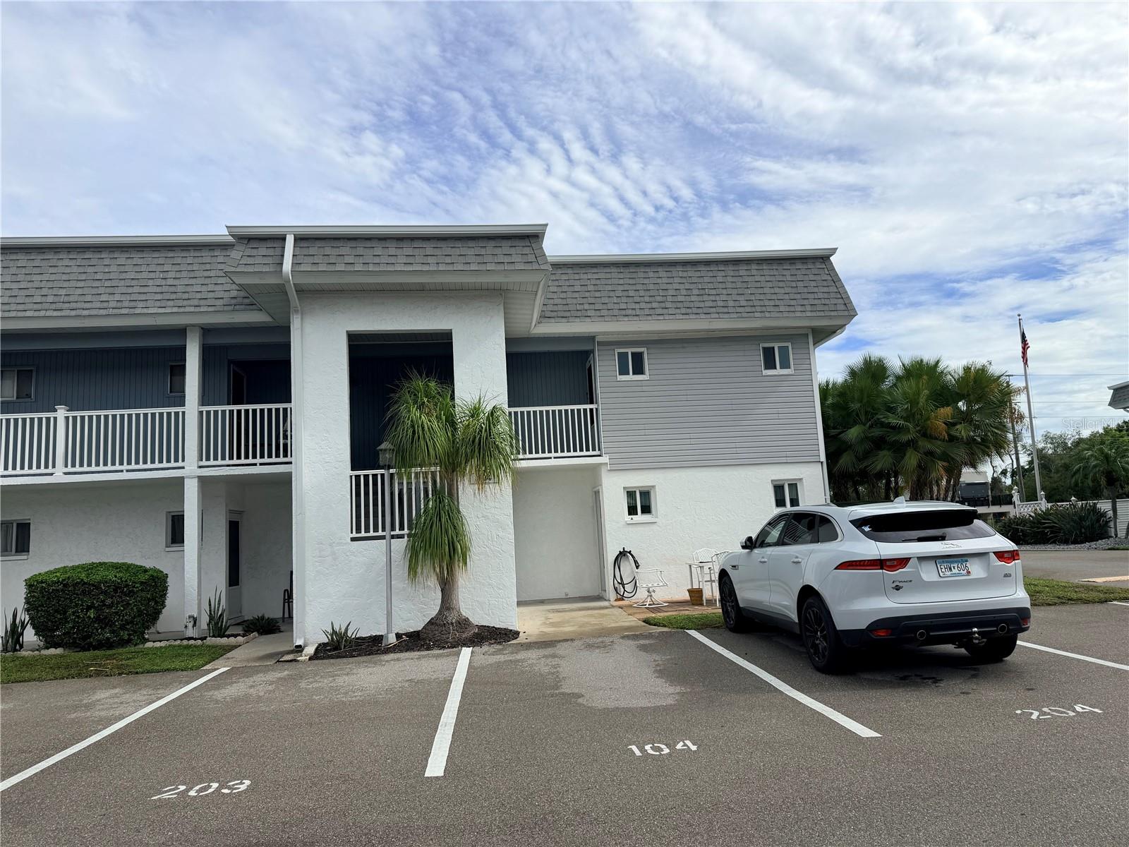 22375 Edgewater Drive 204 — photo