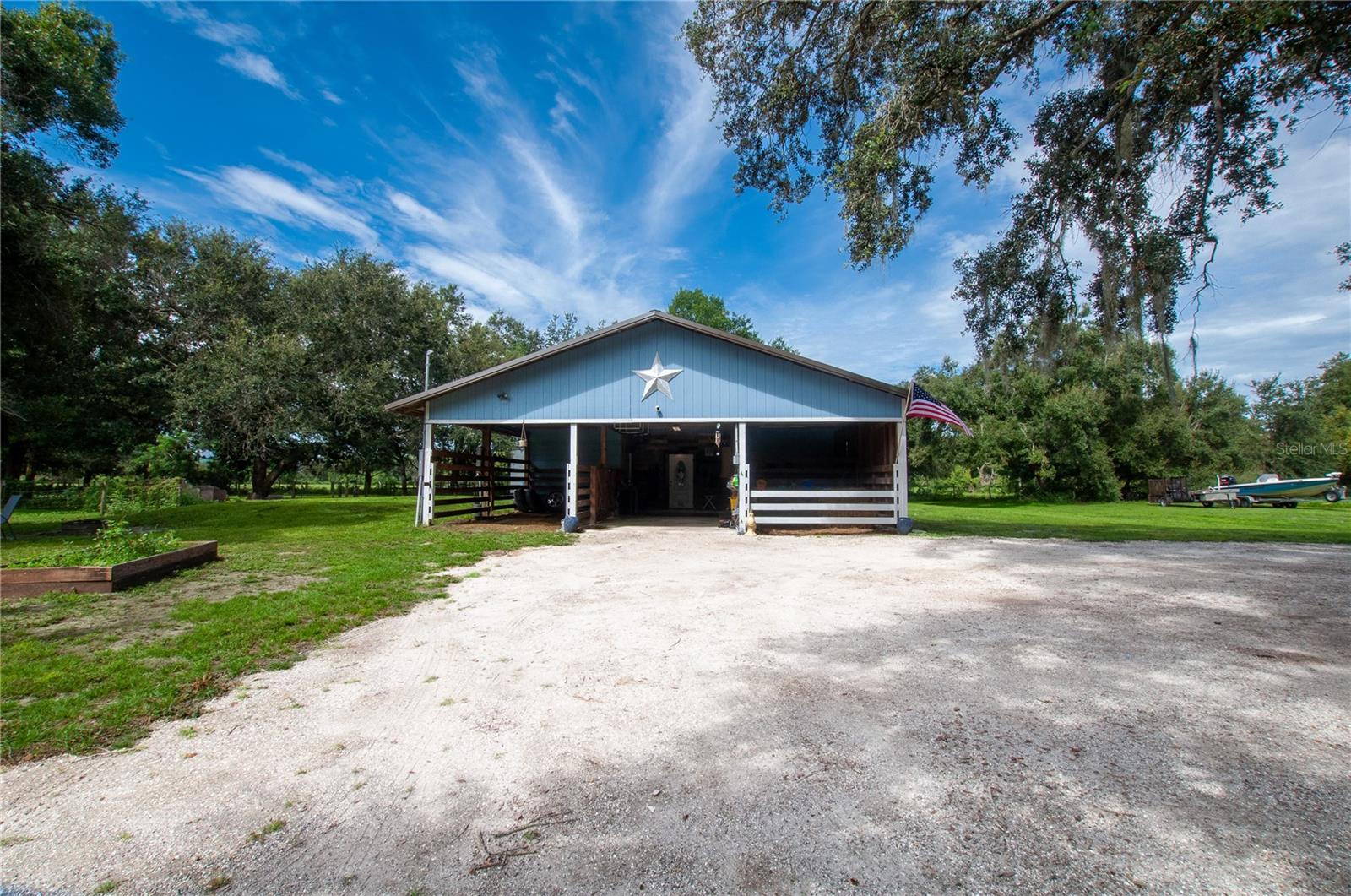 3375 SE Hidden Oak Dr — photo