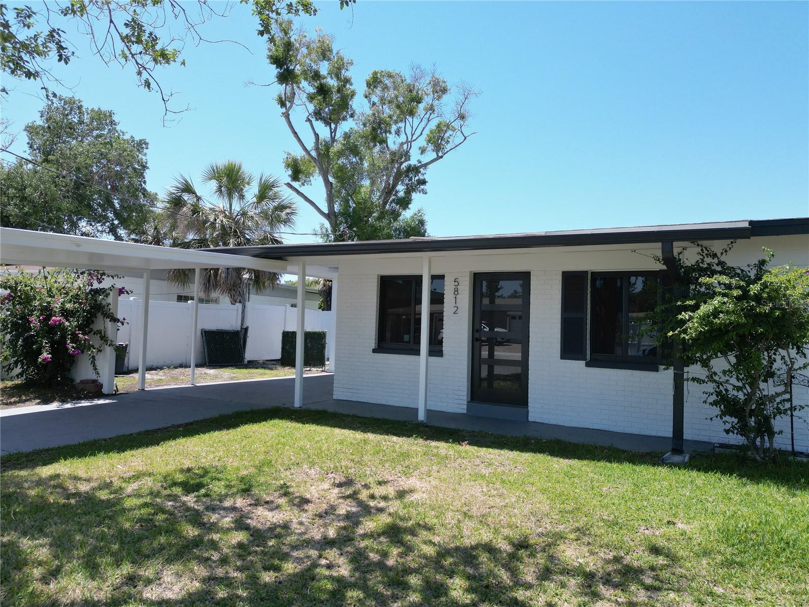 5812 Liverpool Drive — photo