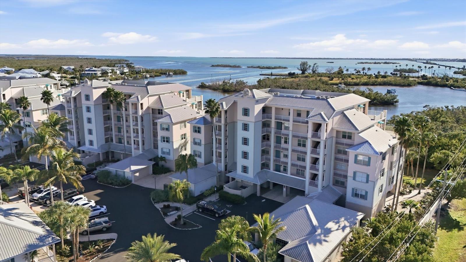 13113 Gasparilla Road 403 — photo