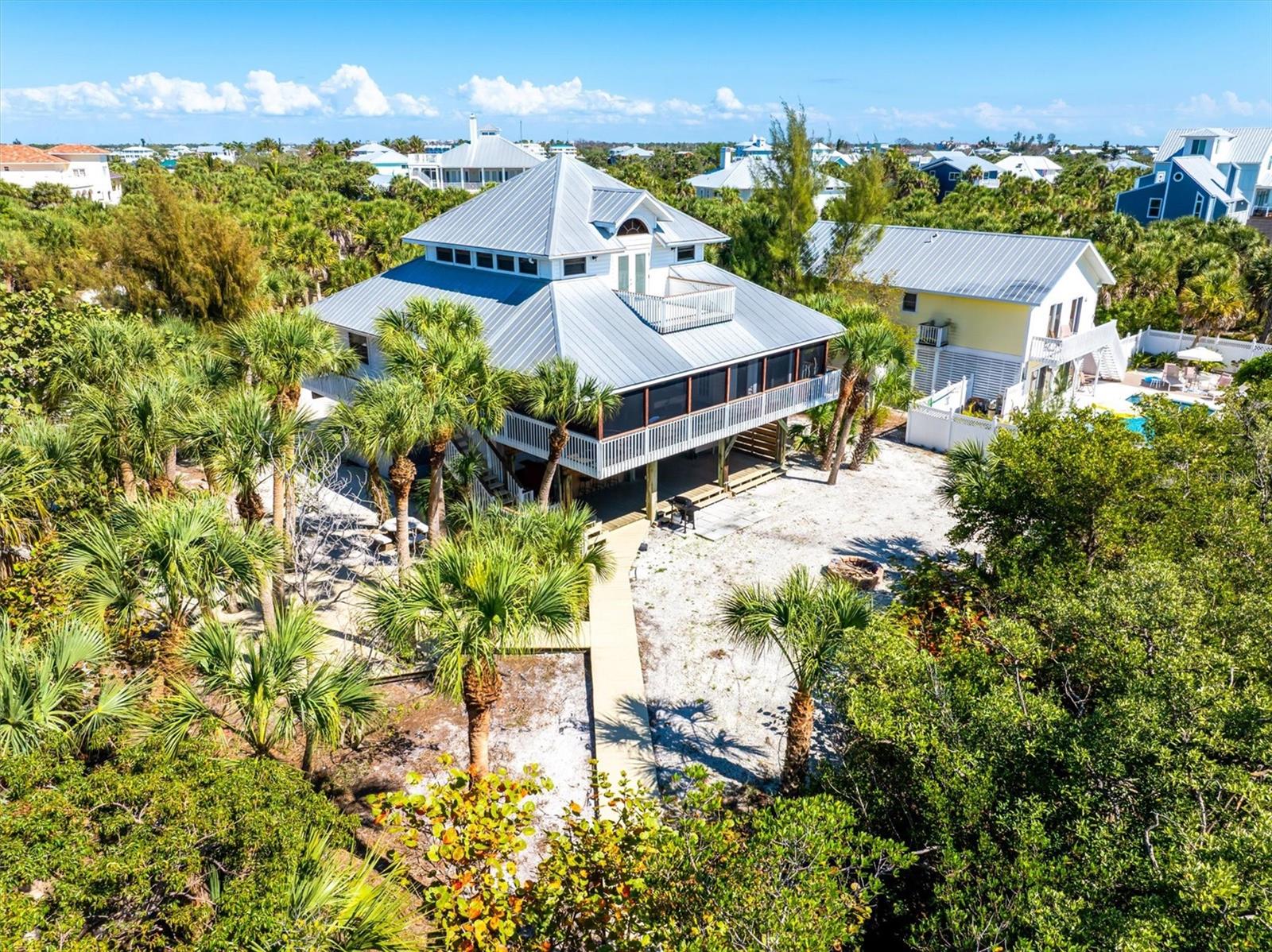 51 Palm Drive — photo