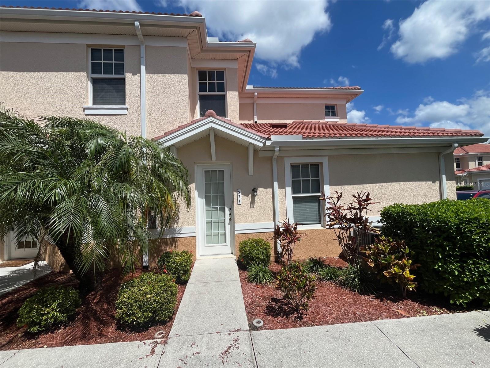 240 W End Drive 821 — photo