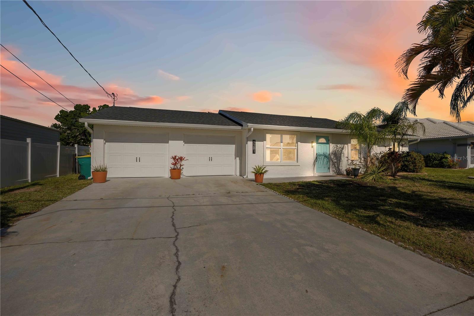 5281 Boyle Terrace — photo