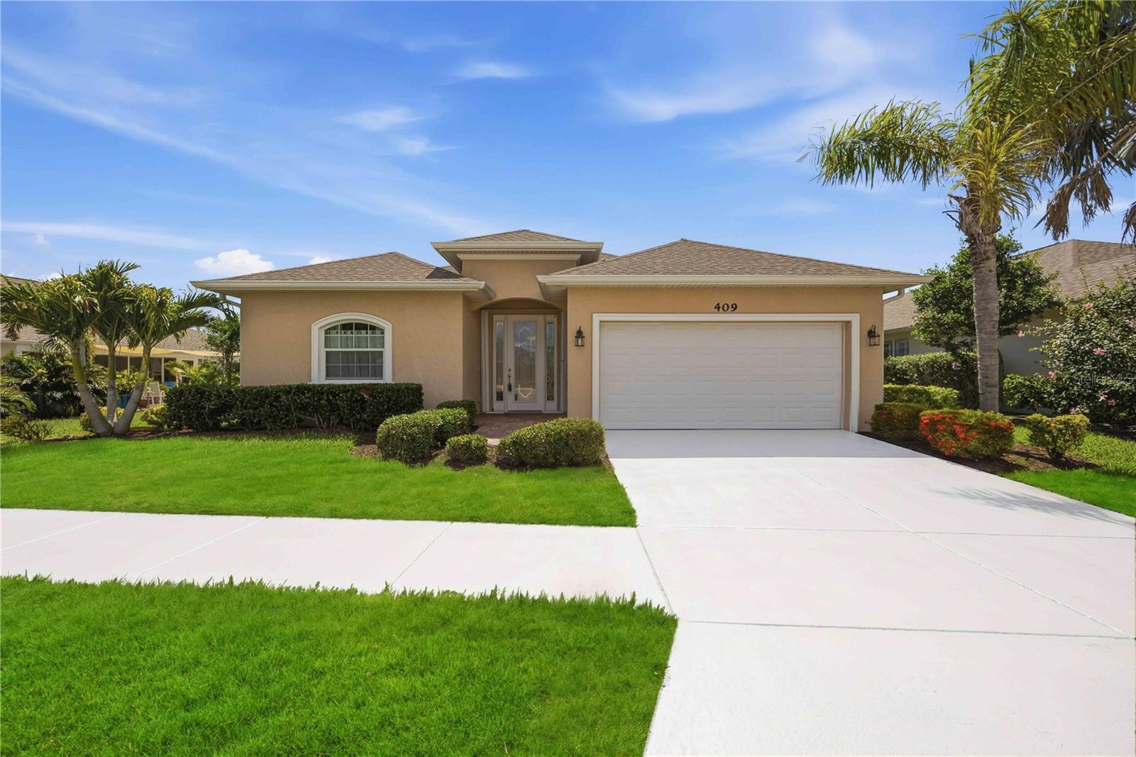 409 Tomoka Drive — photo