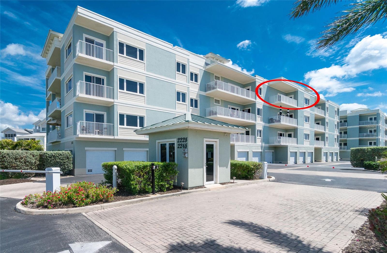 2225 N Beach Road 402 — photo